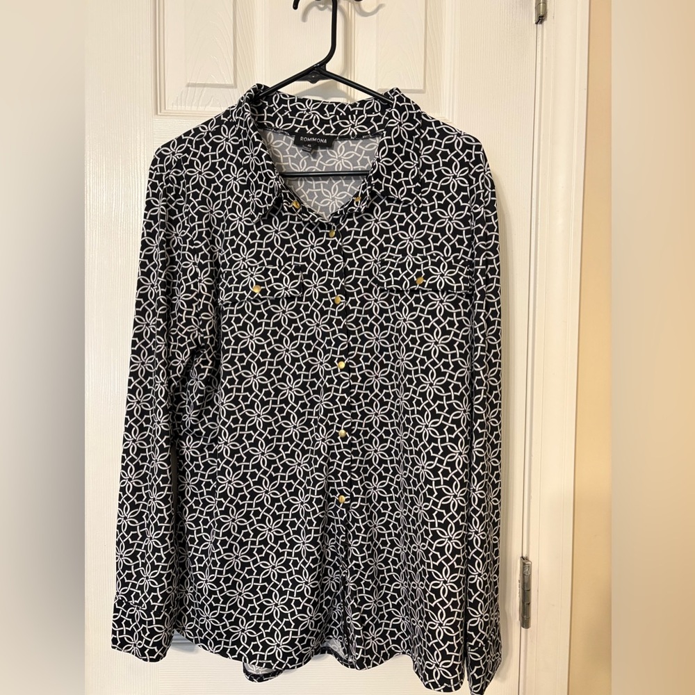 Romimona Women’s Black and White Patterned Button-Up Dress Shirt Size XL